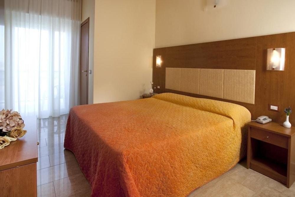 Ambasciatori Hotel